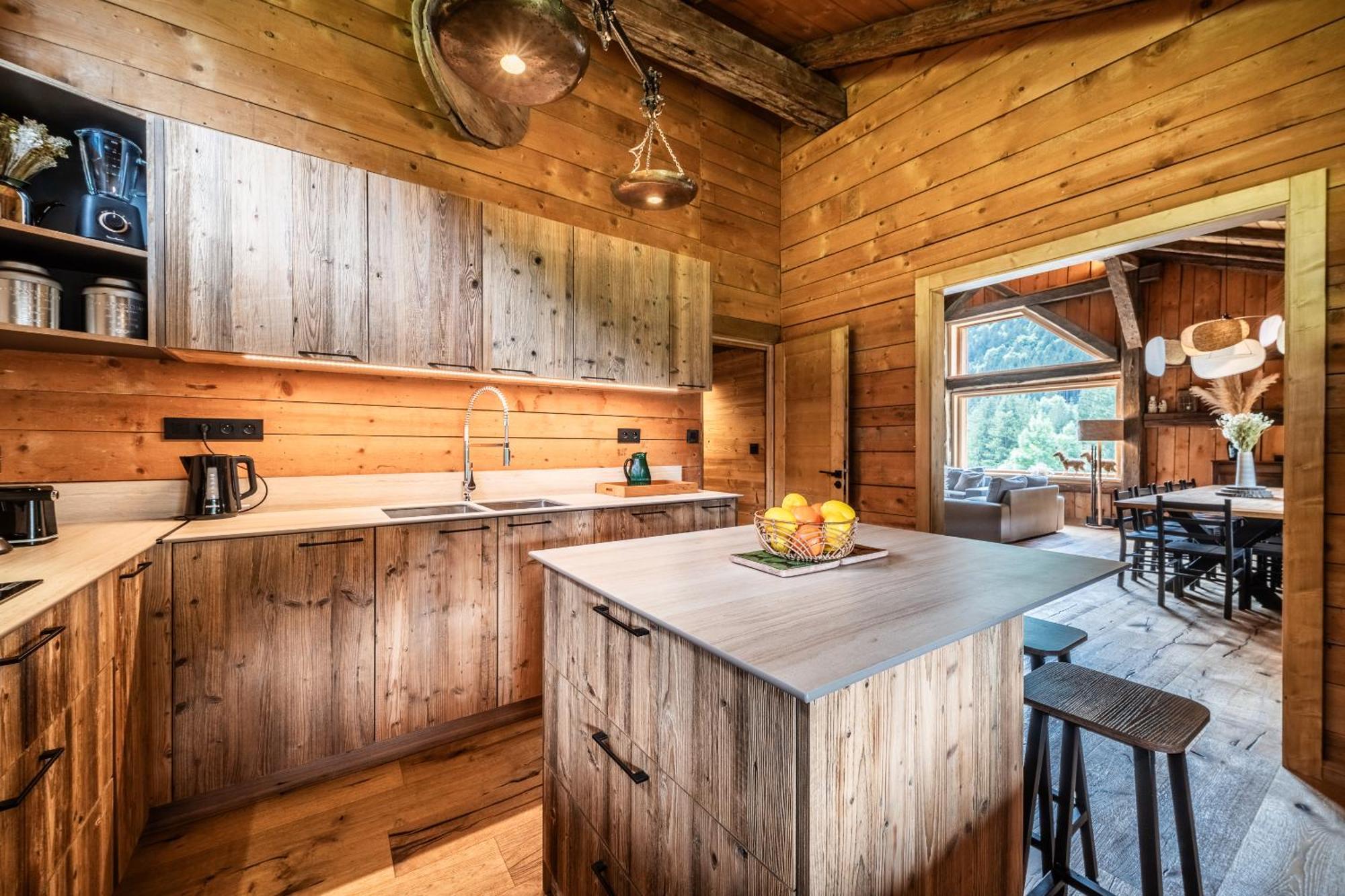 Le - By Emerald * Morzine