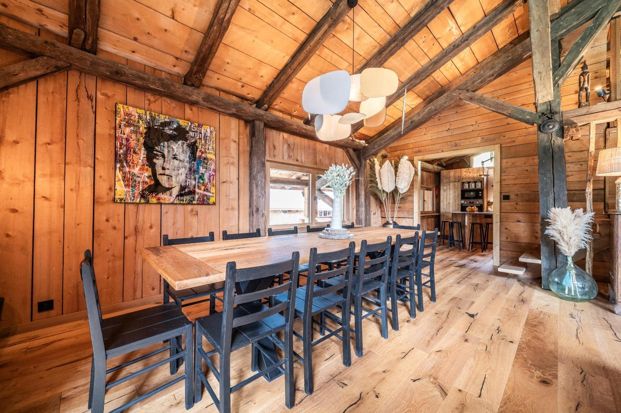 Le - By Emerald Morzine