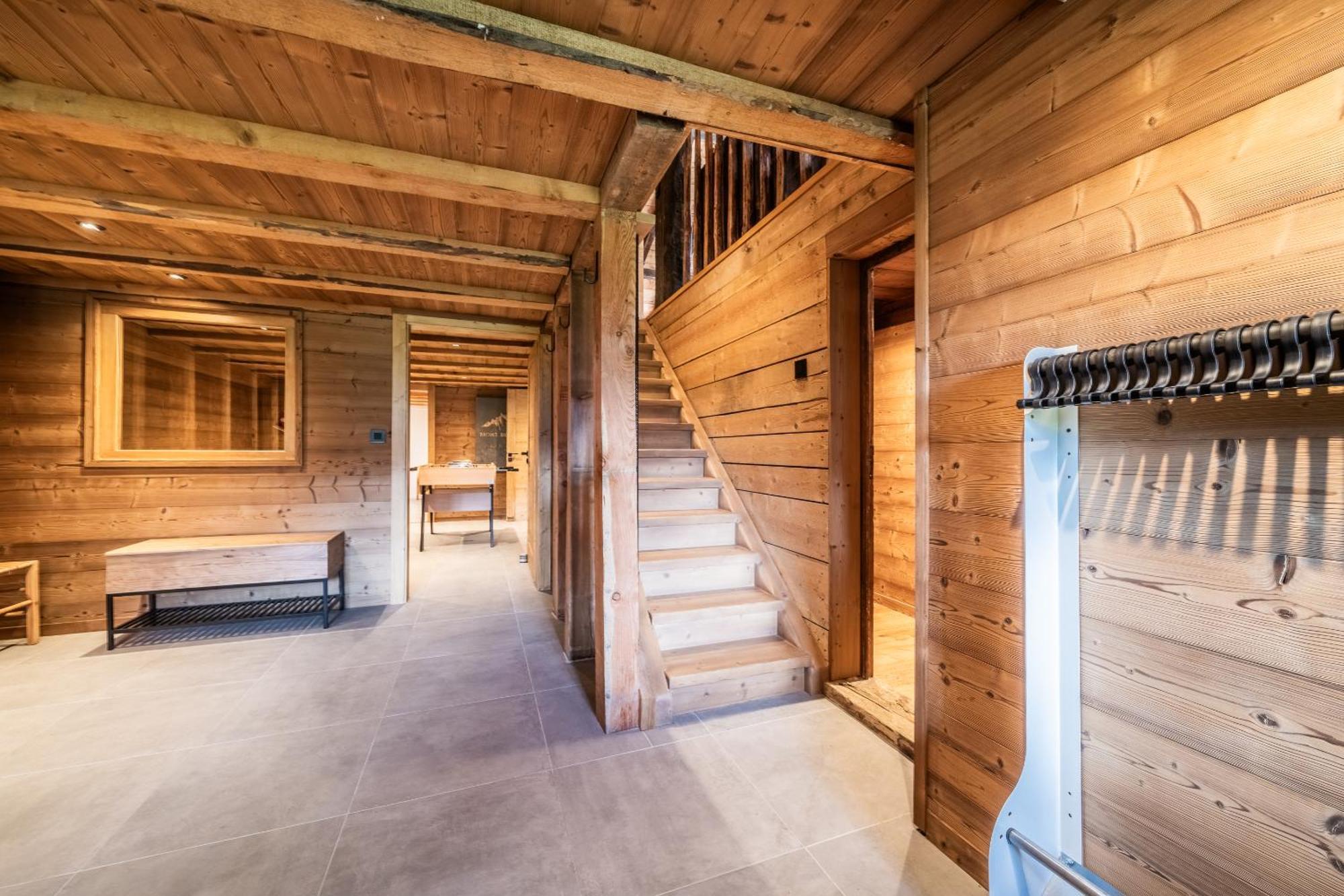 Chalet Le - By Emerald *