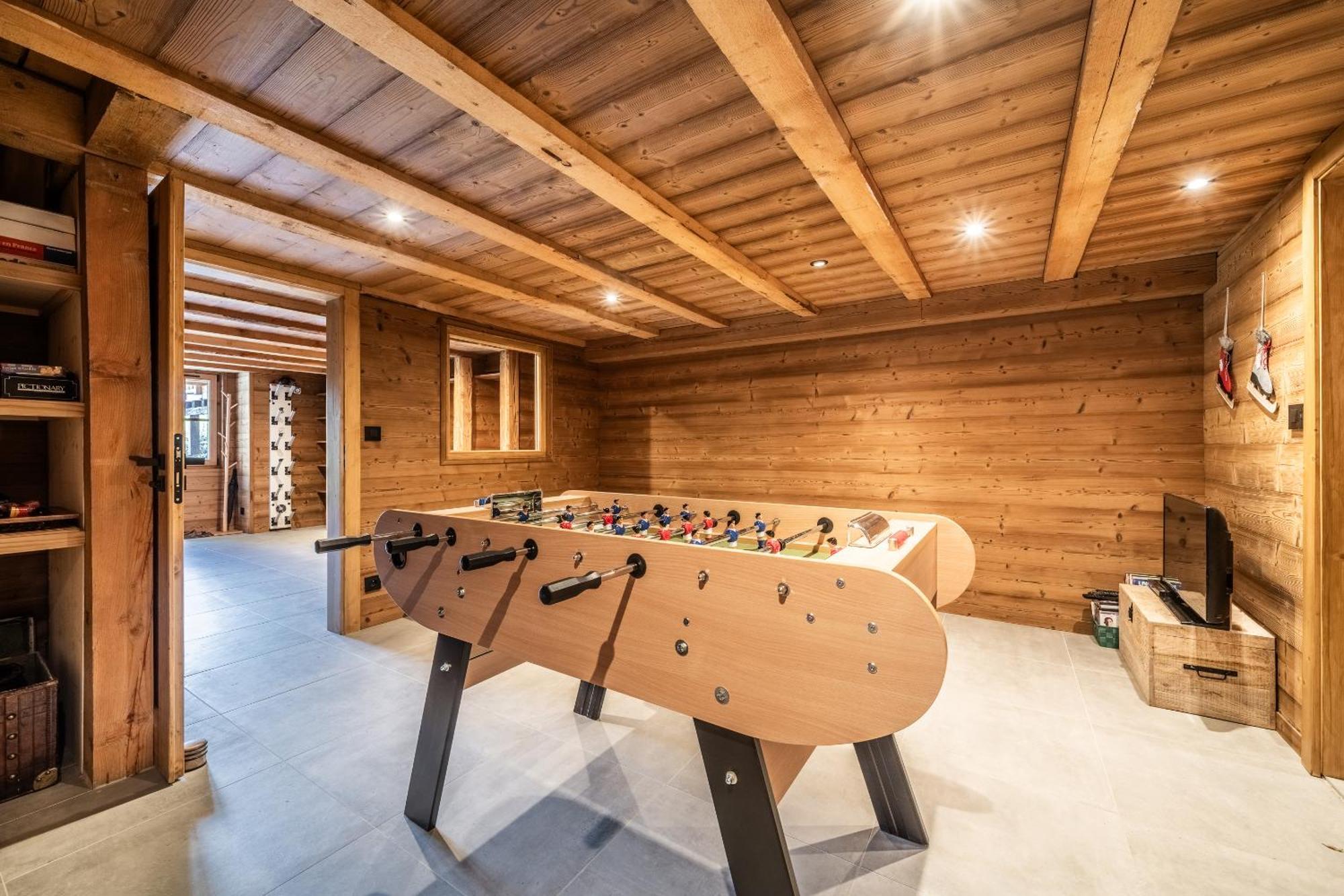 Chalet Le - By Emerald